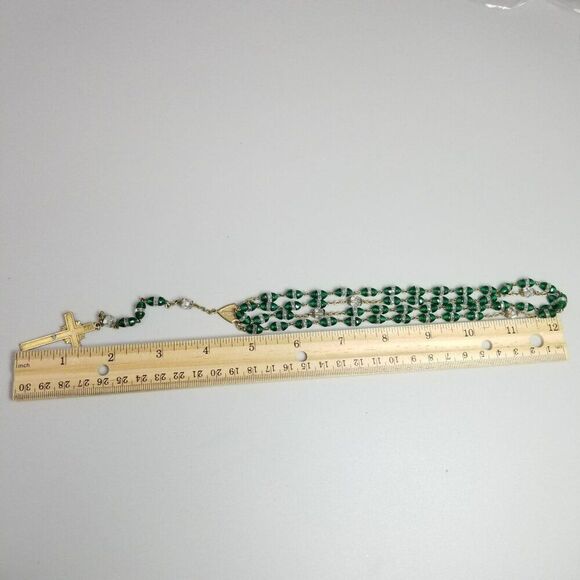 Vintage Rosary Inri Cross Crucifix Green Bead Beaded Necklace Gold Tone, Estate - Picture 6 of 9